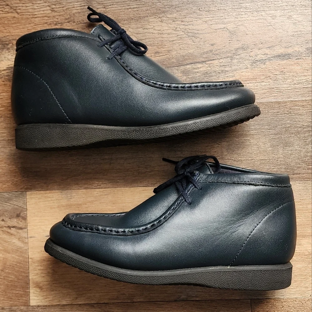 Hush Puppies Bridgeport Leather Moc Toe Chukka‎ Boots Navy Lace Up Boys Size 4